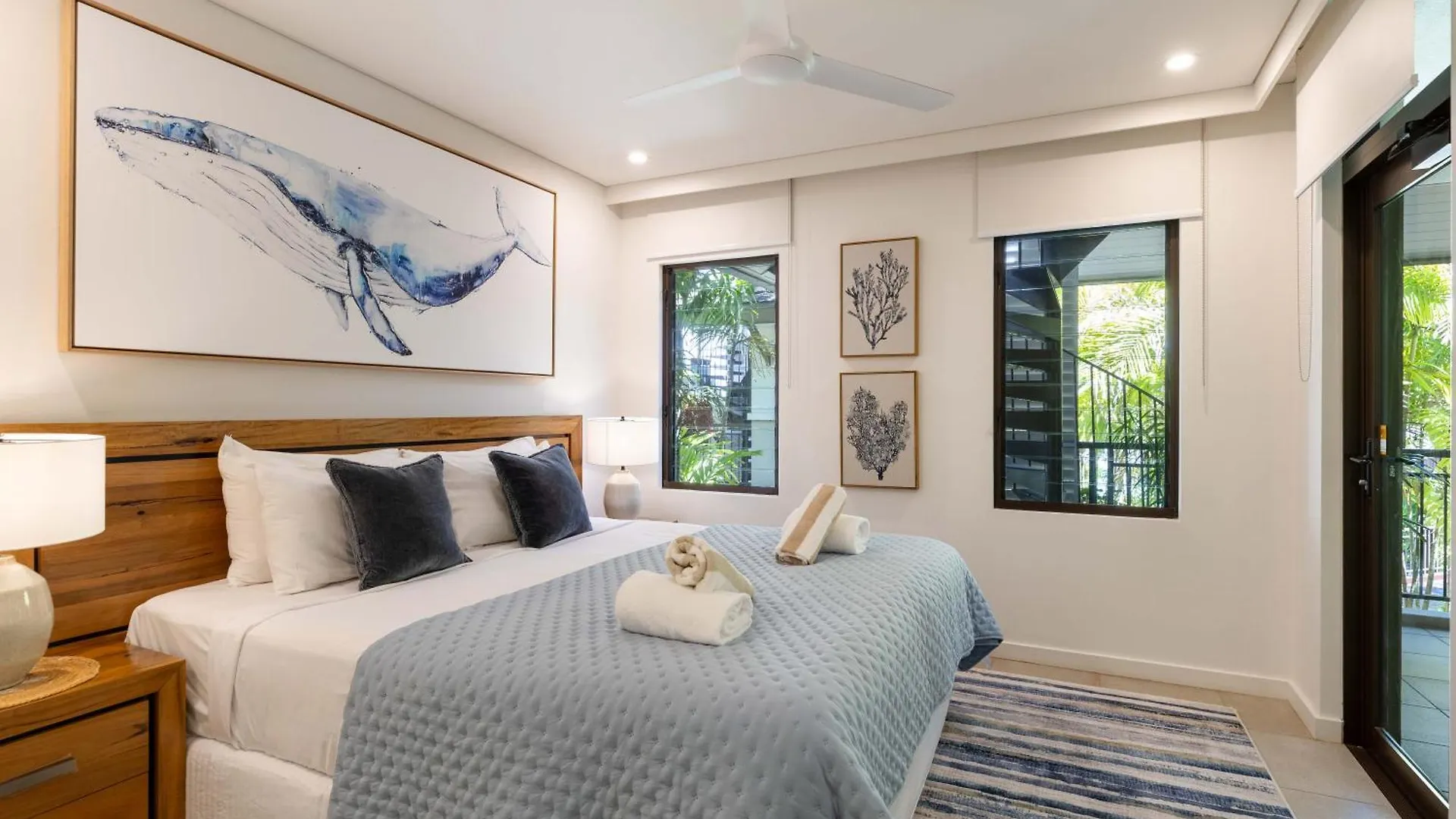 Luxury Port Douglas Beachside 3 Bedroom Sea Temple Apartment With Private Roof Terrace
