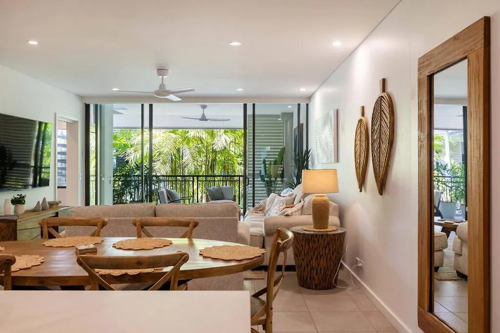Luxury Port Douglas Beachside 3 Bedroom Sea Temple Apartment With Private Roof Terrace Australien